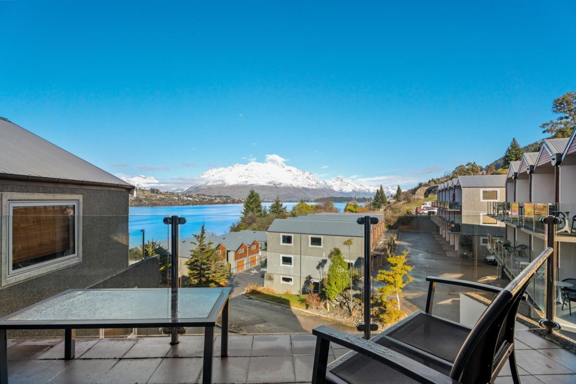 Lakefront Living - 4 Bedrm Apartment Alpine Village Queenstown Exterior foto