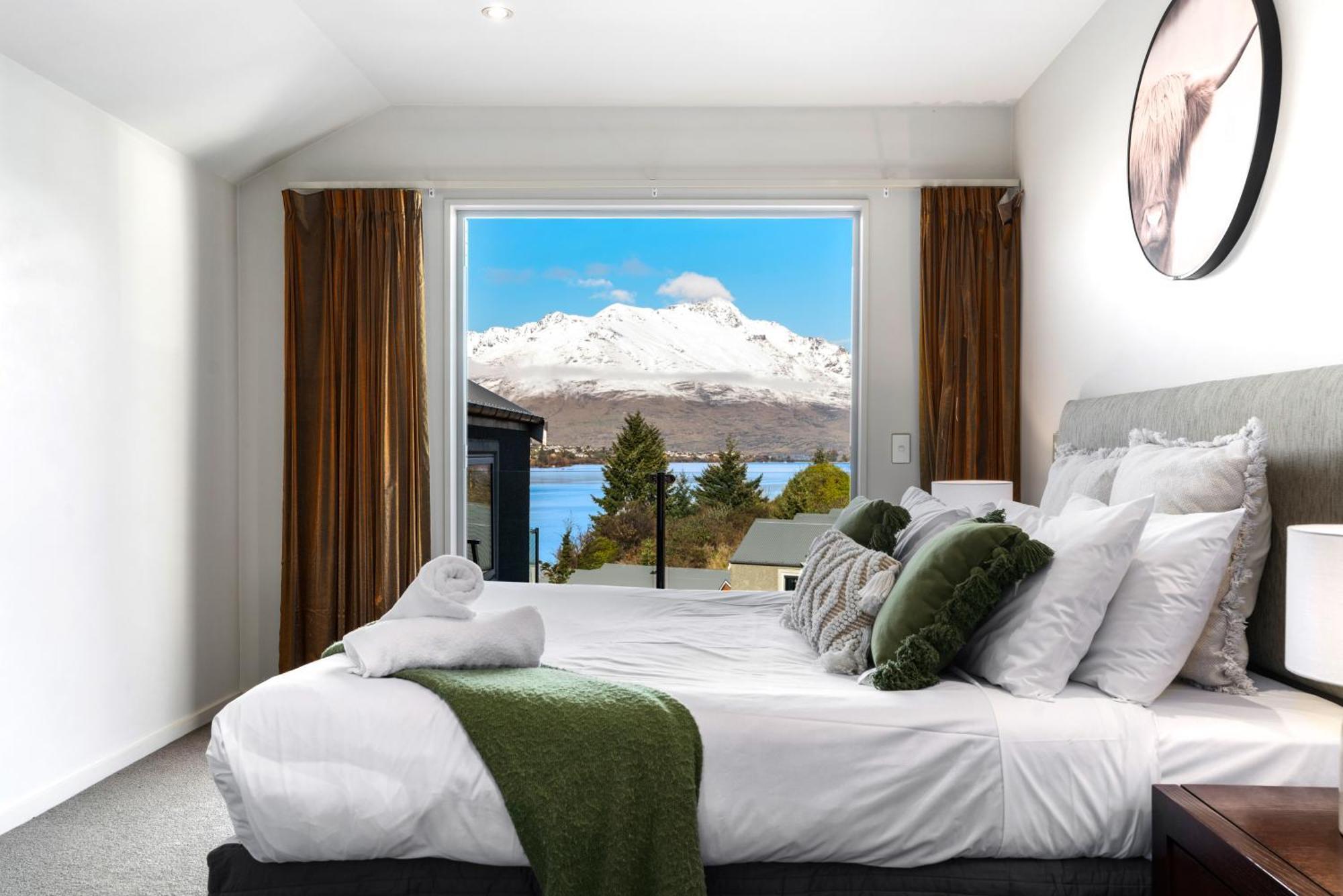 Lakefront Living - 4 Bedrm Apartment Alpine Village Queenstown Exterior foto